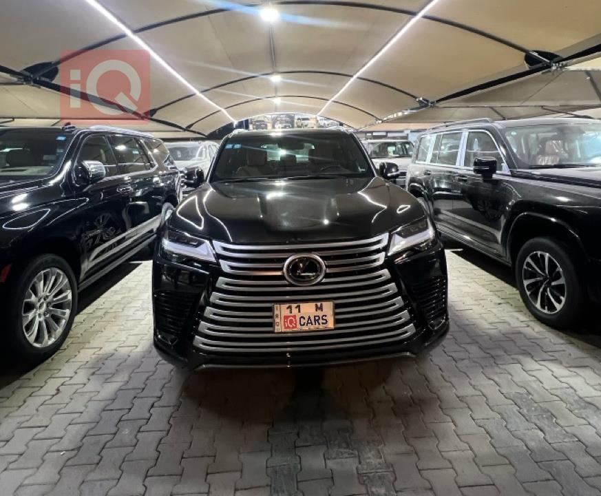 Lexus LX